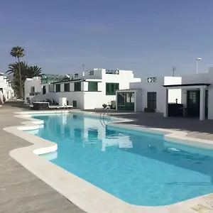  Apartamento Relax & Pool Next To The